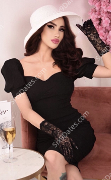 Christina Sweet photo 5