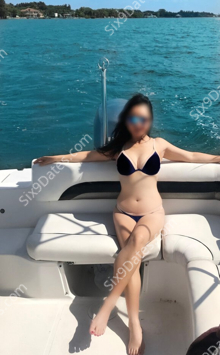 Classy, Professional, All Natura photo 5